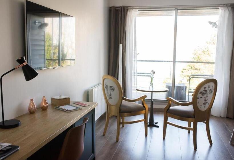 اتاق لوکس با چشم‌انداز دریا, Domaine Du Grand Bec