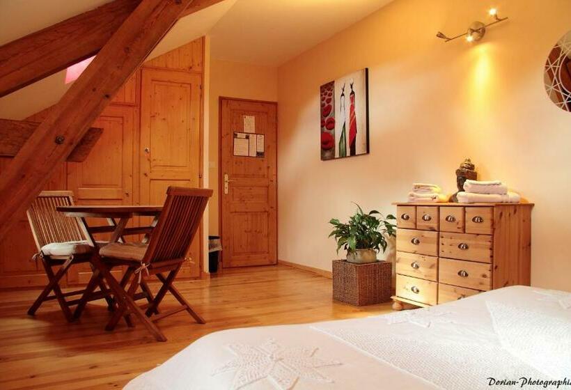 Люкс, La Pierre Trouée Chambre D Hôtes