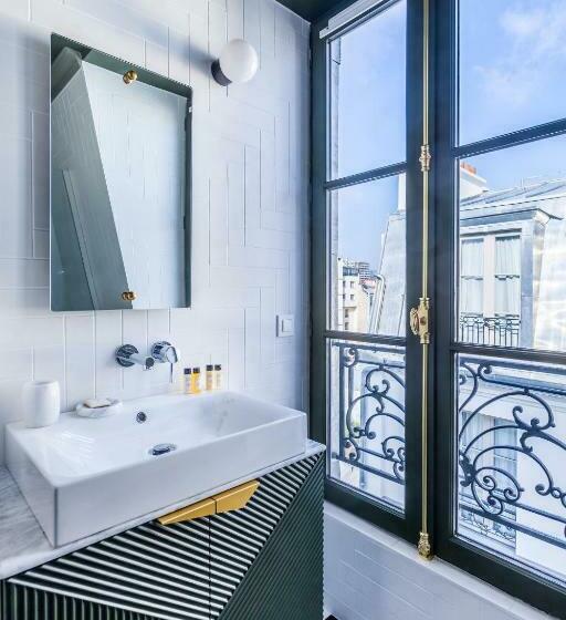 Quarto Superior, Bob