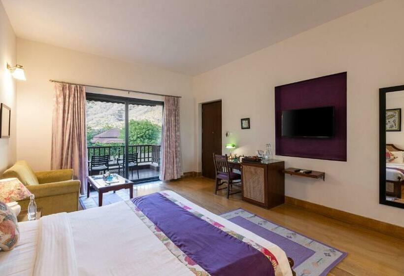 اتاق استاندارد با تخت بزرگ, Anandam   Jacuzzi & Private Pool Villas In Udaipur