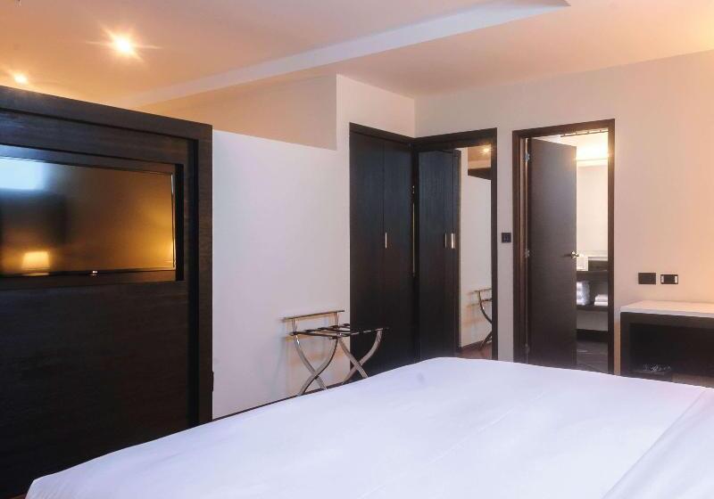 스위트 킹사이즈 침대, Hilton Garden Inn Lima Surco, Peru