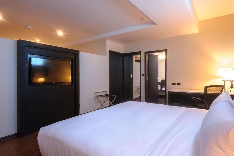 스위트 킹사이즈 침대, Hilton Garden Inn Lima Surco, Peru