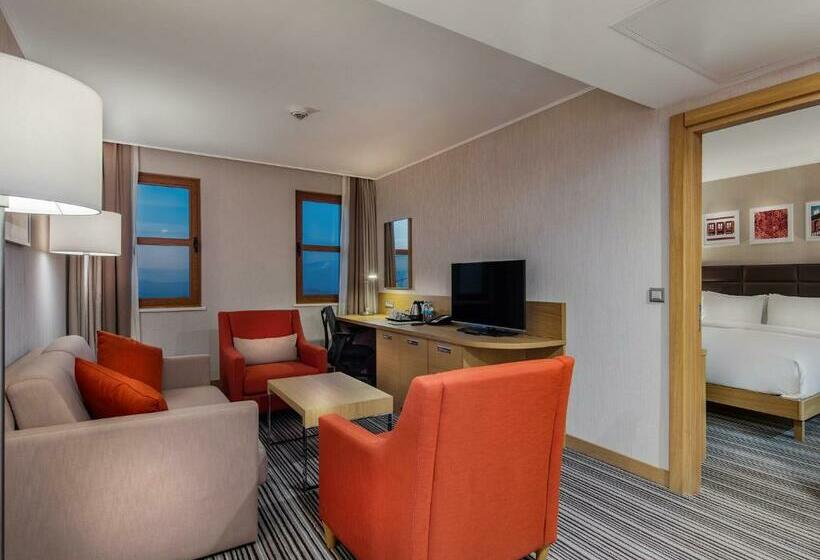 Люкс Кровать Кинг, Hilton Garden Inn Safranbolu
