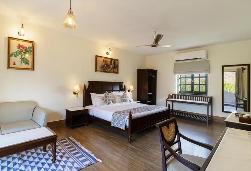 سوئیت جونیور با تراس, Anandam   Jacuzzi & Private Pool Villas In Udaipur