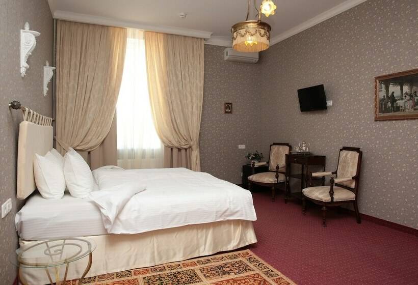Номер Superior, Bristol