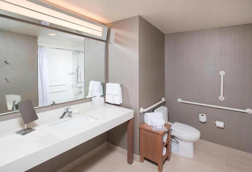 스탠다드 룸 킹사이즈 침대, Courtyard By Marriott Redwood City