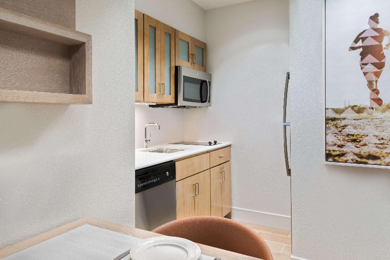 Люкс Премиум, Homewood Suites By Hilton Sarasota Lakewood Ranch