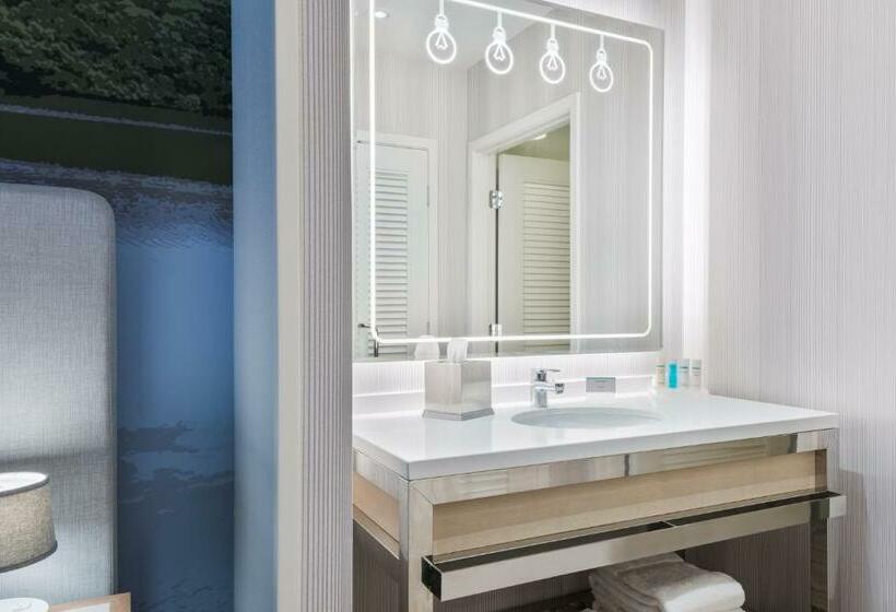 Люкс Deluxe Кровать Кинг, Homewood Suites By Hilton Sarasota Lakewood Ranch