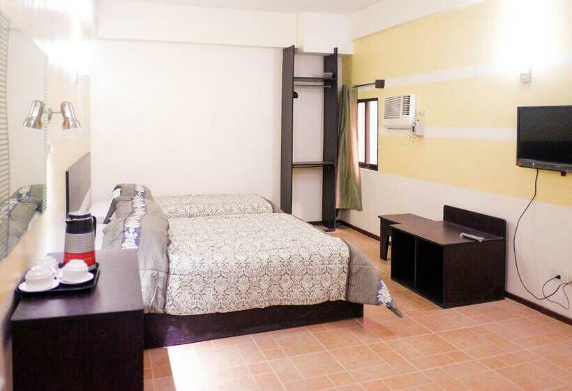 Трехместный Номер Deluxe, Metro Park Hotel Mandaue