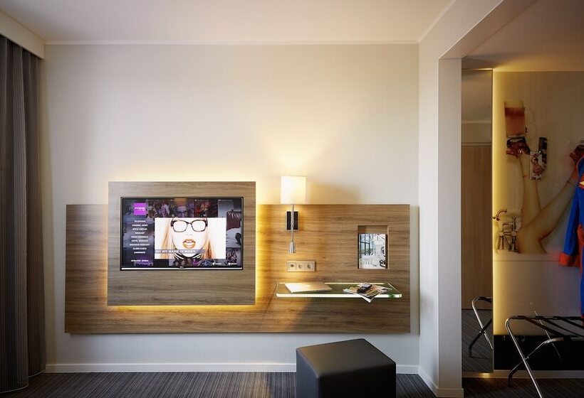 스탠다드 룸, Moxy London Excel