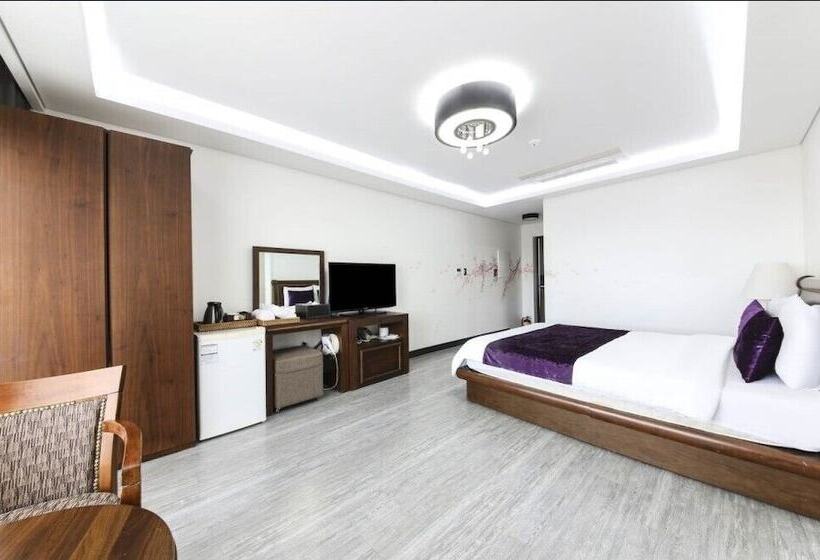 Номер Deluxe, The Seri Resort
