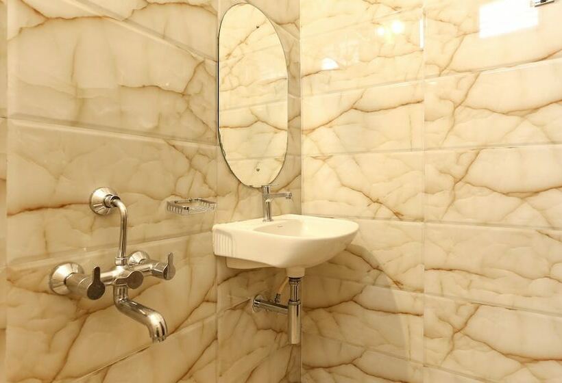 스탠다드 룸, Treebo Grace Inn, 3 Min Walk From Promenade Beach