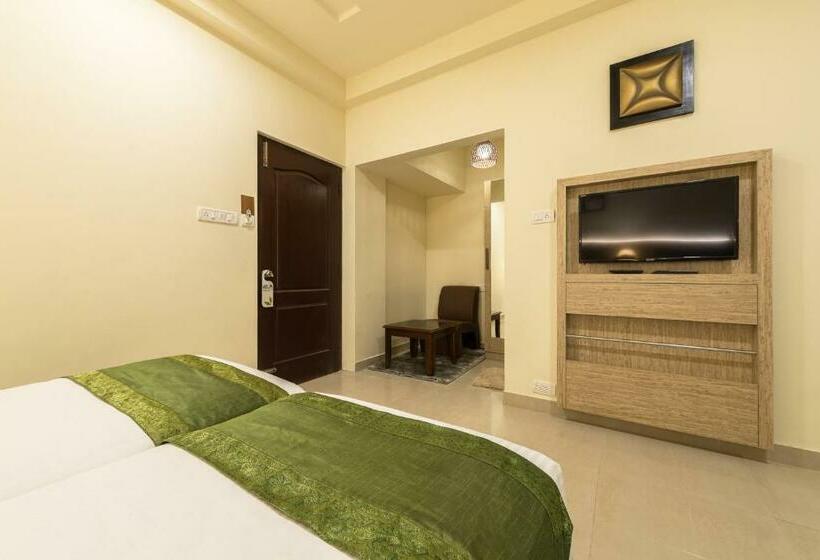 Номер Deluxe, Treebo Nestlay Casa