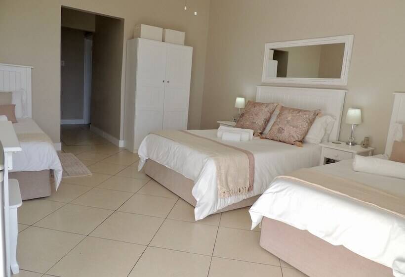 Quarto Familiar, La Mer Guesthouse
