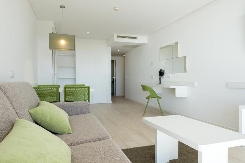 Апартаменты Deluxe 1 Спальня, 3hb Falesia Garden