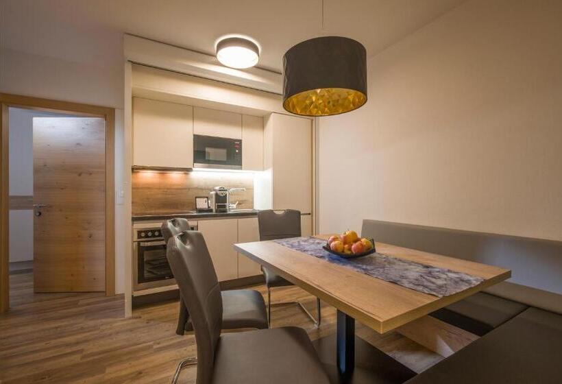 Апартаменты 4 Спальни, Aparthotel Alptirol