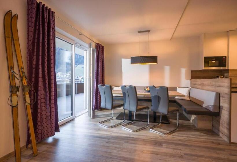 Апартаменты Deluxe 2 Спальни, Aparthotel Alptirol