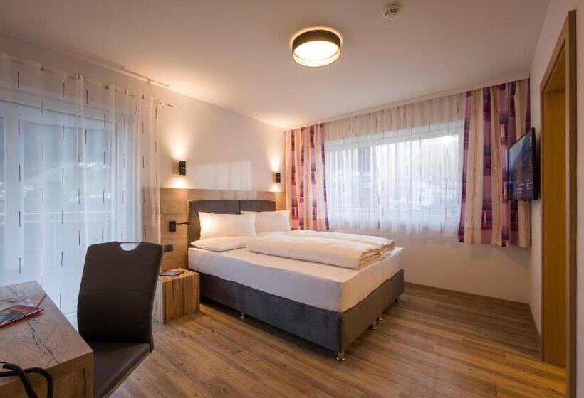 Номер Стандарт Вид на Горы, Aparthotel Alptirol