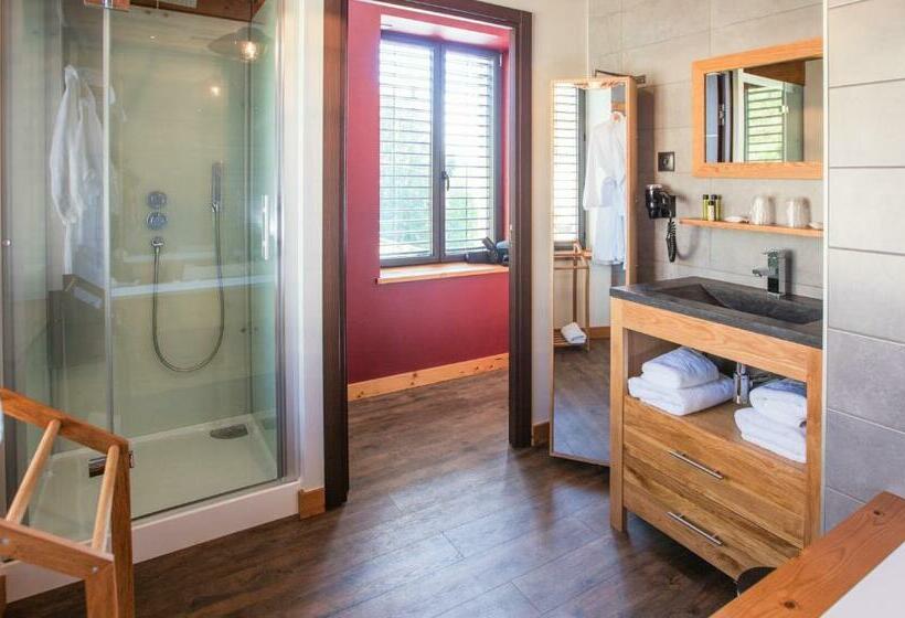 سوئیت با بالکن, Hôtel L Atelier De Donat