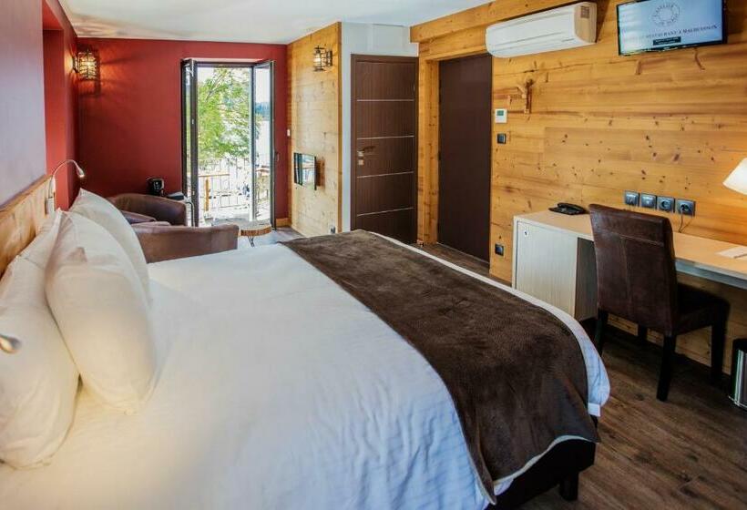 سوئیت با بالکن, Hôtel L Atelier De Donat