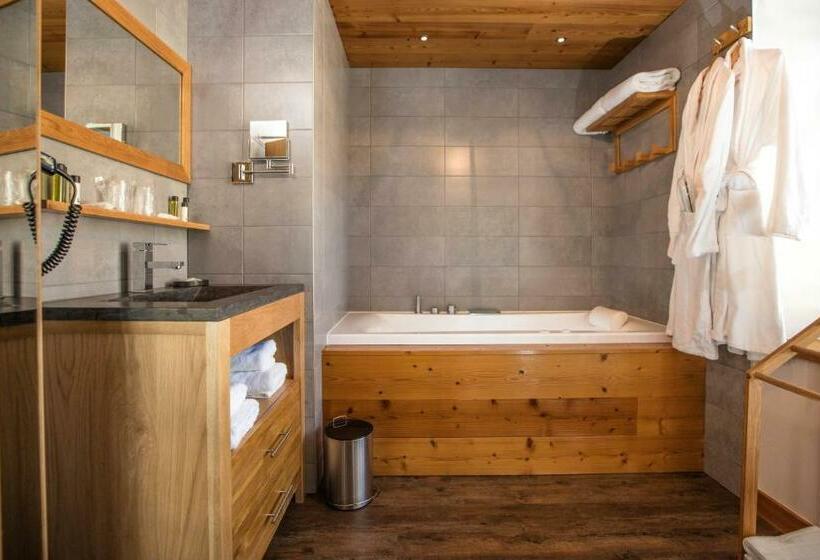 سوئیت با بالکن, Hôtel L Atelier De Donat