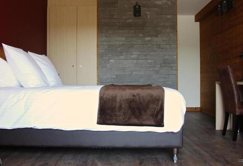 سوئیت با بالکن, Hôtel L Atelier De Donat