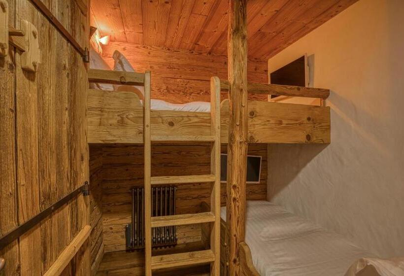 سوییت, Le Vieux Chalet