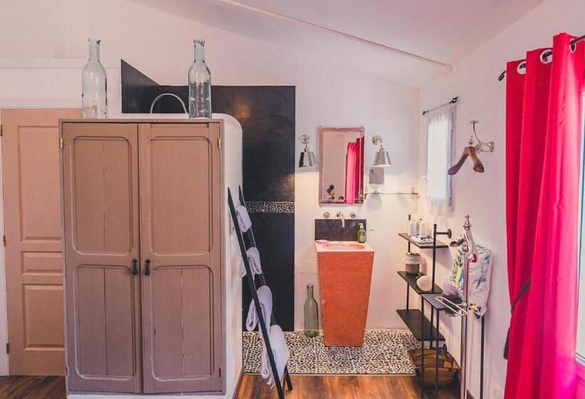Номер Стандарт Вид на Горы, Maison Sadina