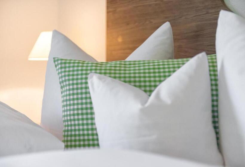 Номер Стандарт Индивидуальный, Bayern Resort