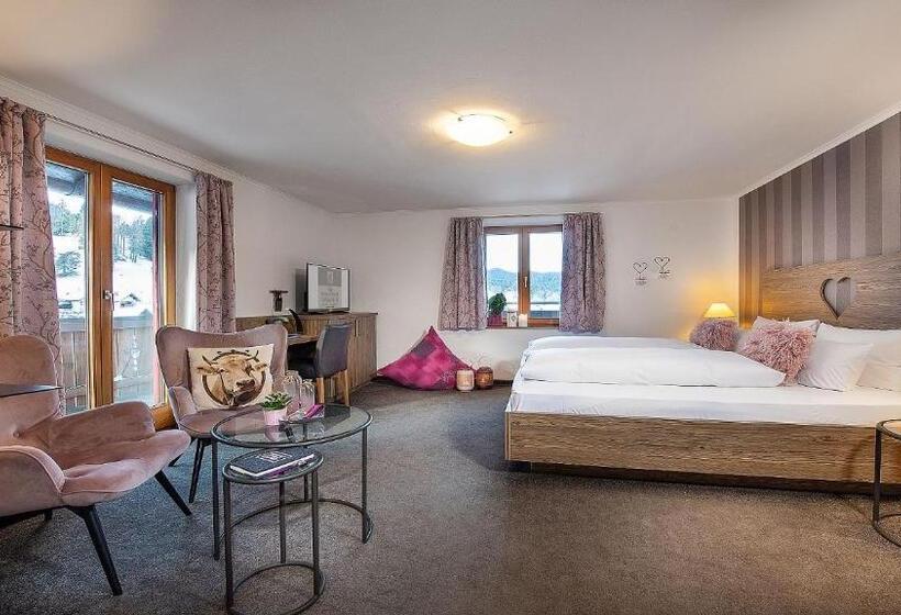 اتاق سوپریور با چشمانداز, Bayern Resort