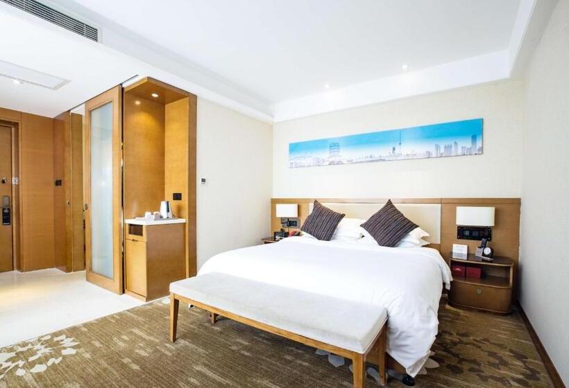 اتاق استاندارد با تخت بزرگ, Ramada Encore Wuhan