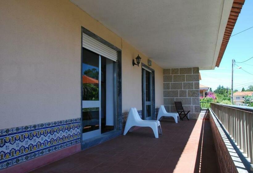 تختخواب در اتاق مشترک, Carcavelos Surf Hostel And Surf Camp