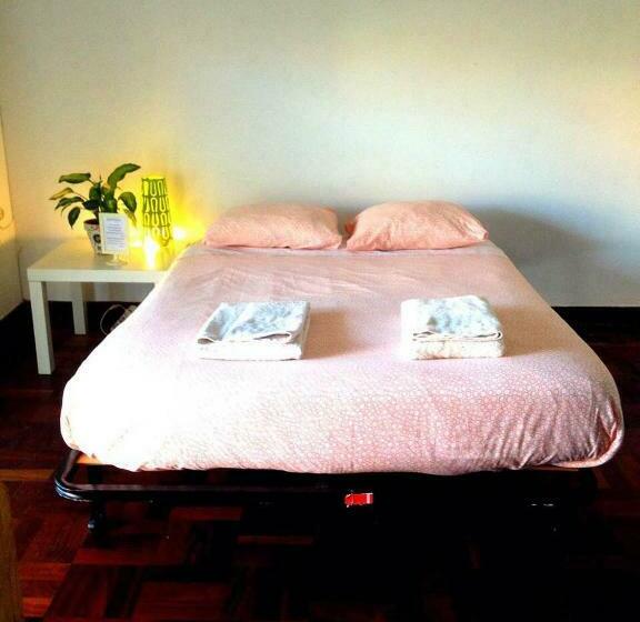 스위트, Carcavelos Surf Hostel And Surf Camp