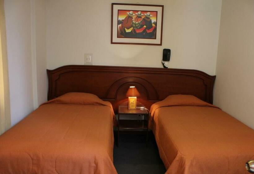 스탠다드 룸, La Almohada Del Rey
