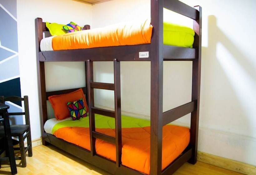 Кровать в Общей Комнате, Onde Pepe Hostel