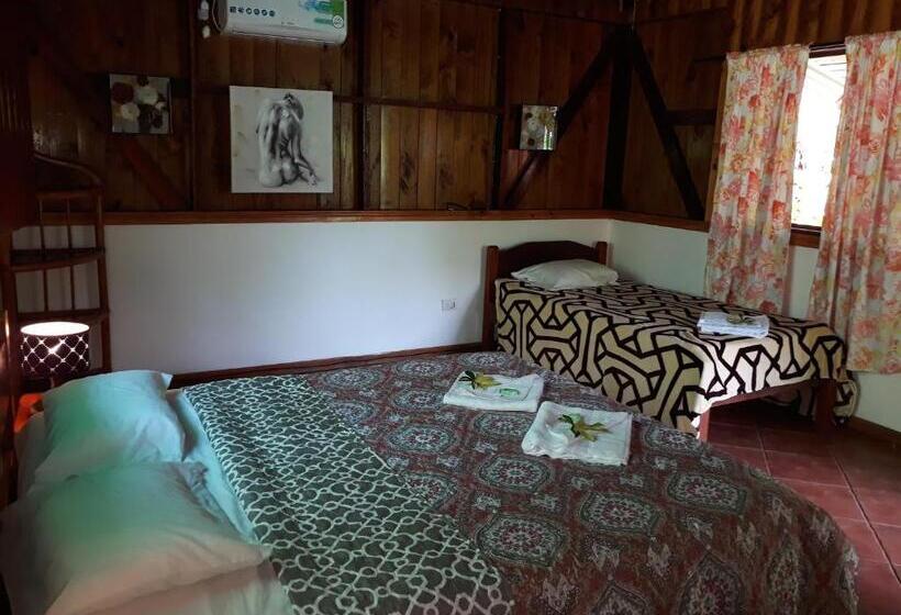 Quarto Triplo Comfort, Cabinas Nirvana Ecolodge