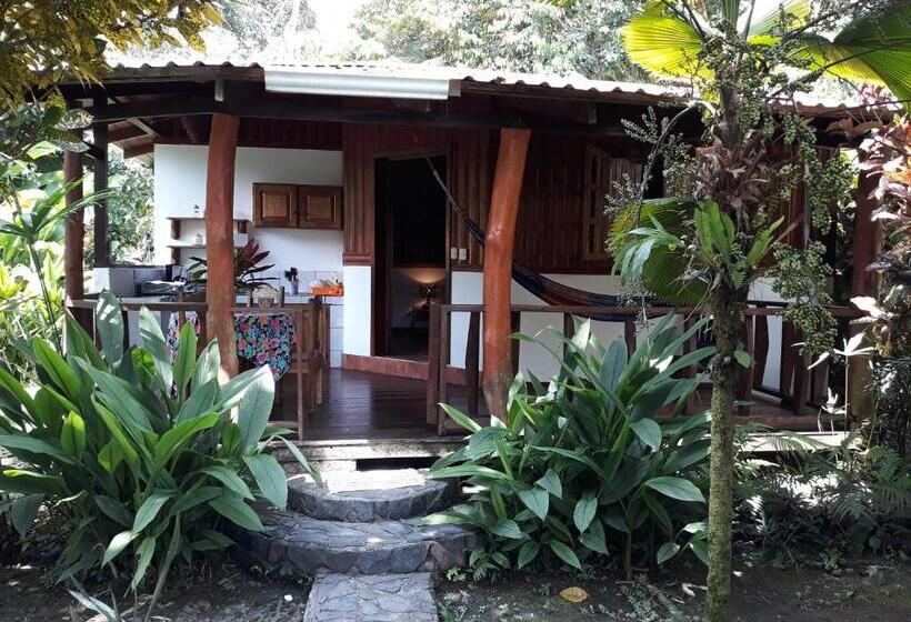 컴포트 트리플 룸, Cabinas Nirvana Ecolodge