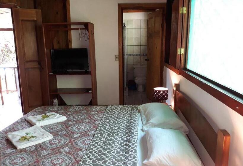 Quarto Triplo Comfort, Cabinas Nirvana Ecolodge
