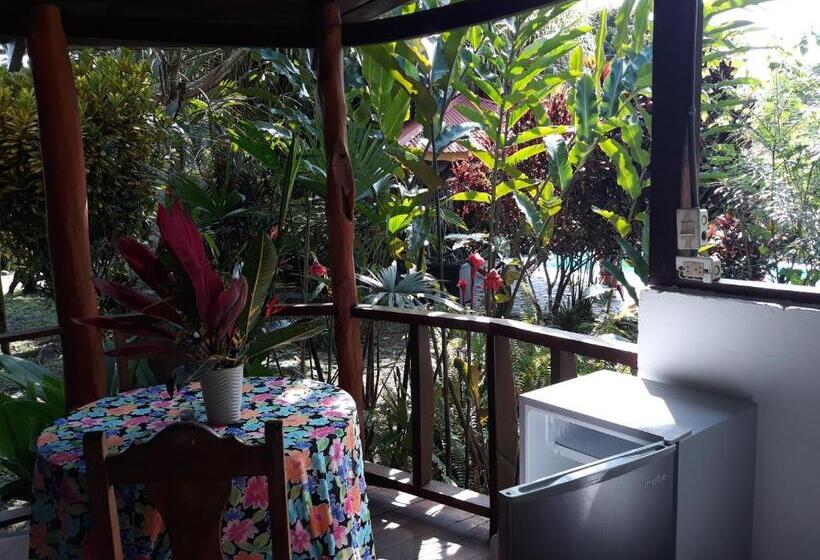 컴포트 트리플 룸, Cabinas Nirvana Ecolodge