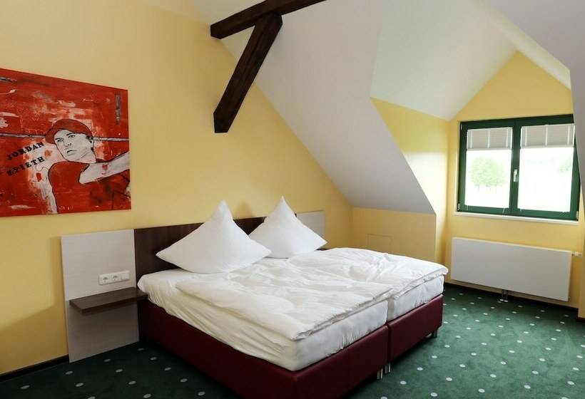 Номер Стандарт, Apartments Golfpark Schlossgut Sickendorf