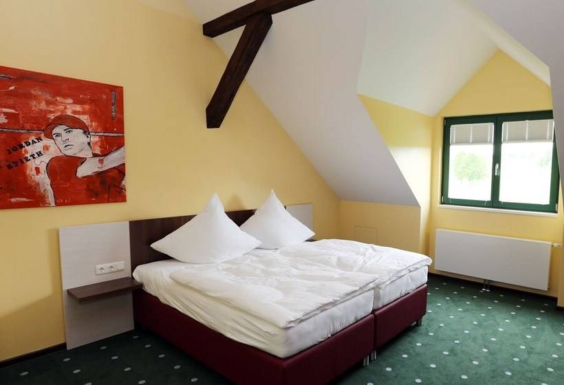 Номер Стандарт, Apartments Golfpark Schlossgut Sickendorf
