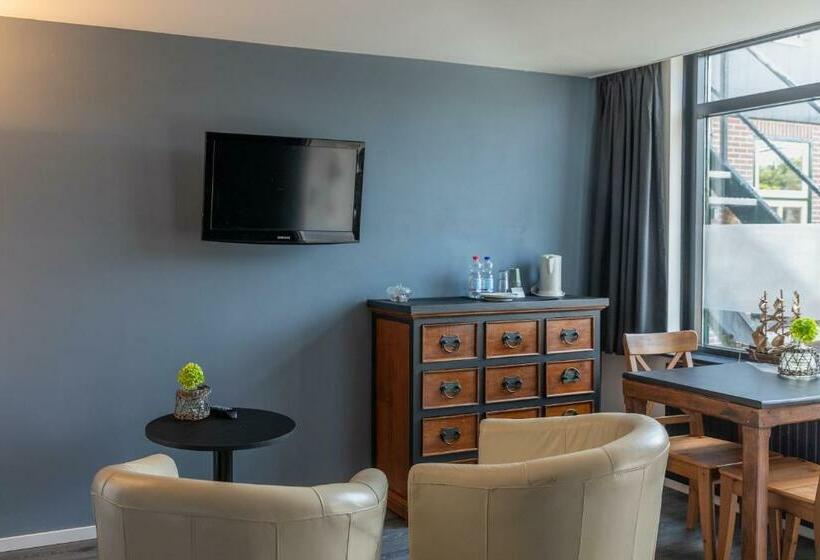 Номер Deluxe, Restaurant Loodsmans Welvaren