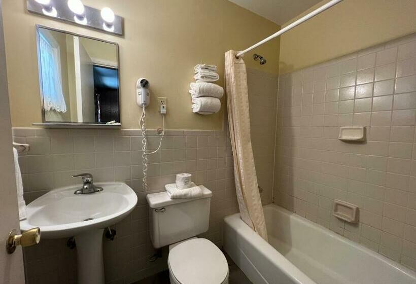 标准间, Relax Inn In Natural Bridge