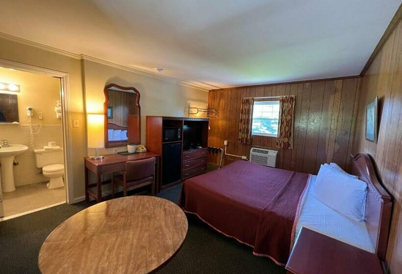 带大床的标准间, Relax Inn In Natural Bridge