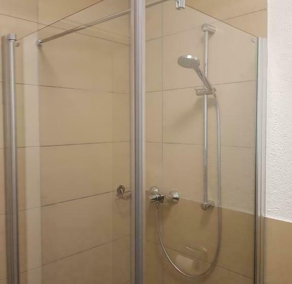 اتاق استاندارد سه نفره, Sunny´s Hotel & Residence