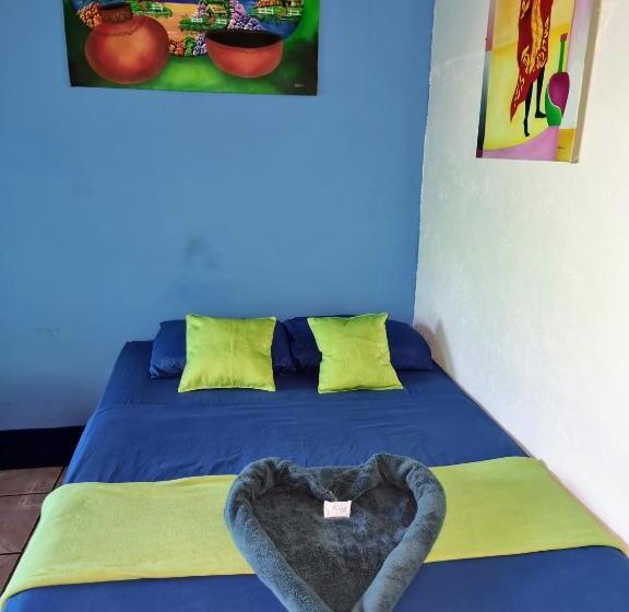 Четырехместный Номер Стандарт, Cabinas Tortuguero Natural