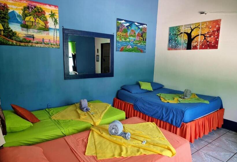 Четырехместный Номер Стандарт, Cabinas Tortuguero Natural