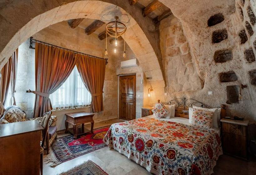 Люкс с гидромассажем, Amber Cave Suites