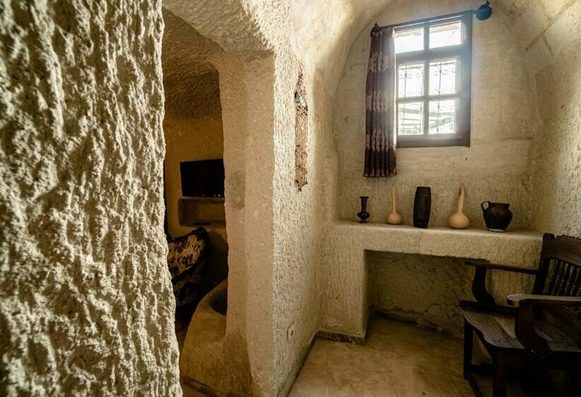 Family Suite, Amber Cave Suites