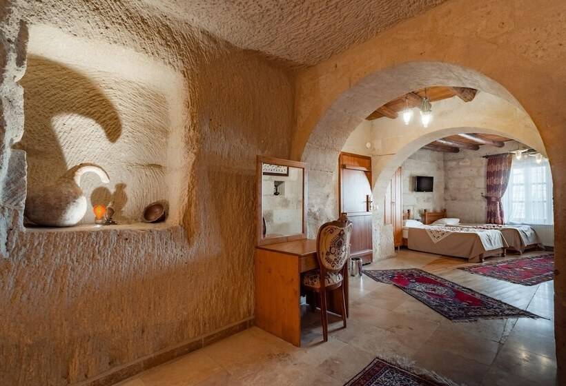 Family Suite, Amber Cave Suites